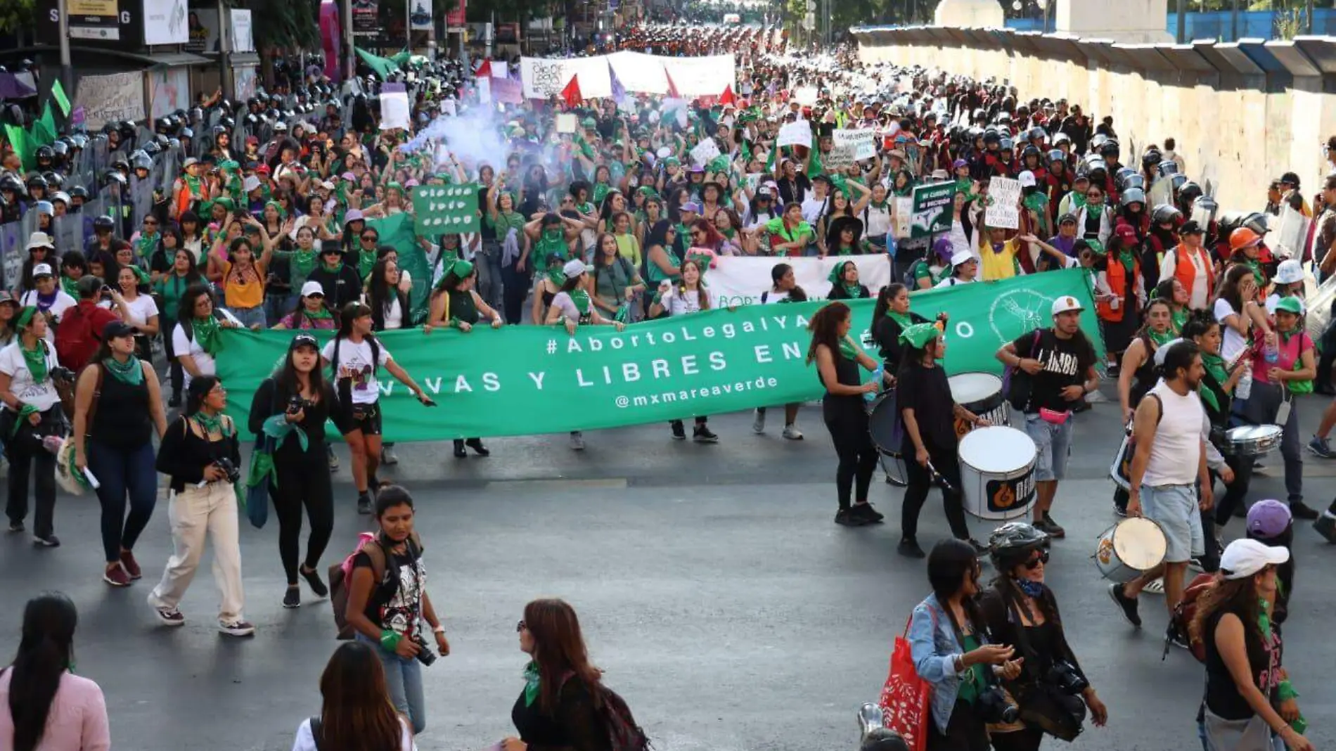 Marcha feminista a favor del aborto 2